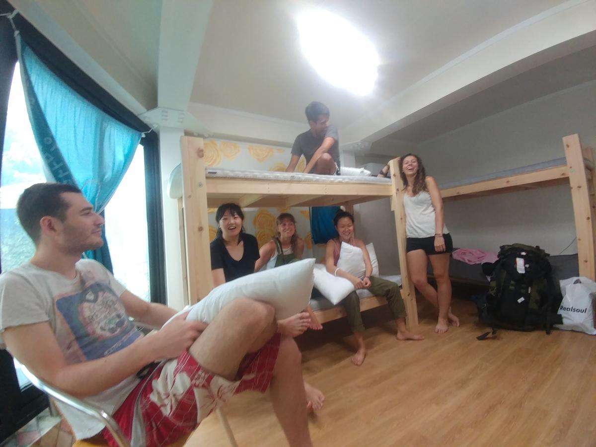 Hostel Redo Backpacker'S Gangneung Exterior foto
